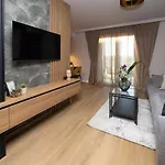 شقة Aurum Ponte Deluxe زادار
