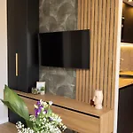 Aurum Ponte Deluxe * زادار