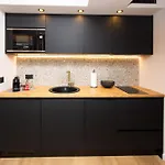 Aurum Ponte Deluxe زادار