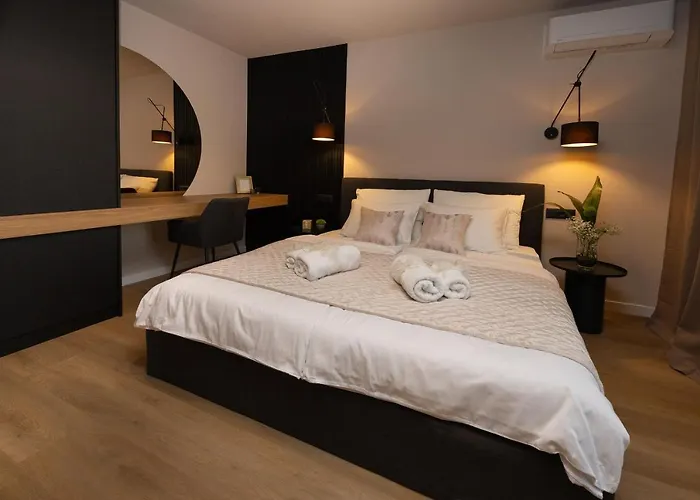 Aurum Ponte Deluxe דירה